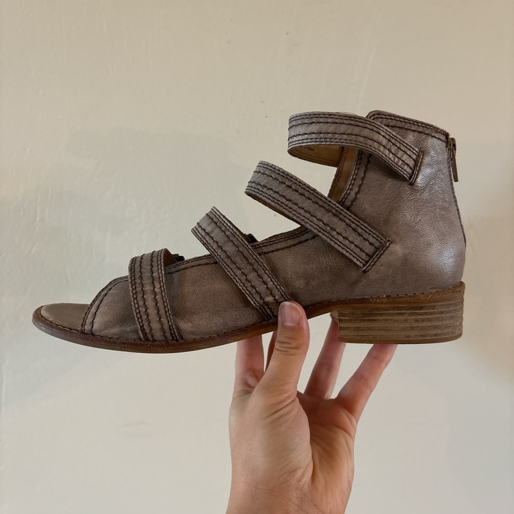 women’s buckle up shoes 🥀 - Picture 2 of 8